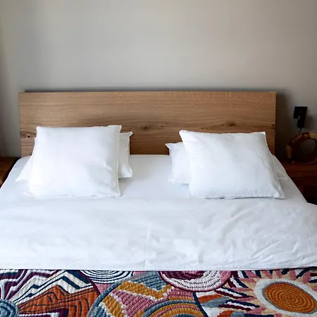 Liberty 637 Apartment *